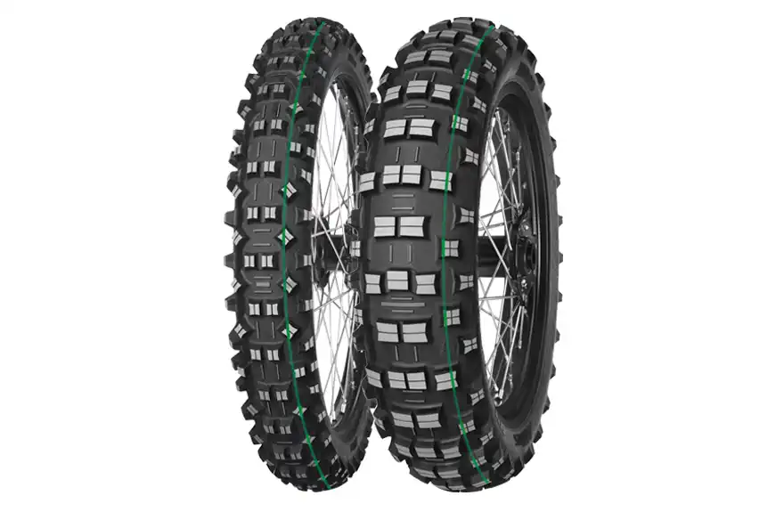 TERRA FORCE-EF SUPER LIGHT 140/80-18 (SINGLE GREEN STRIPE)